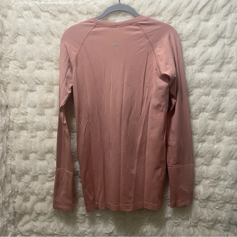 Lululemon Swiftly Tech Long Sleeve Crew 2.0 - Picture 9 of 11
